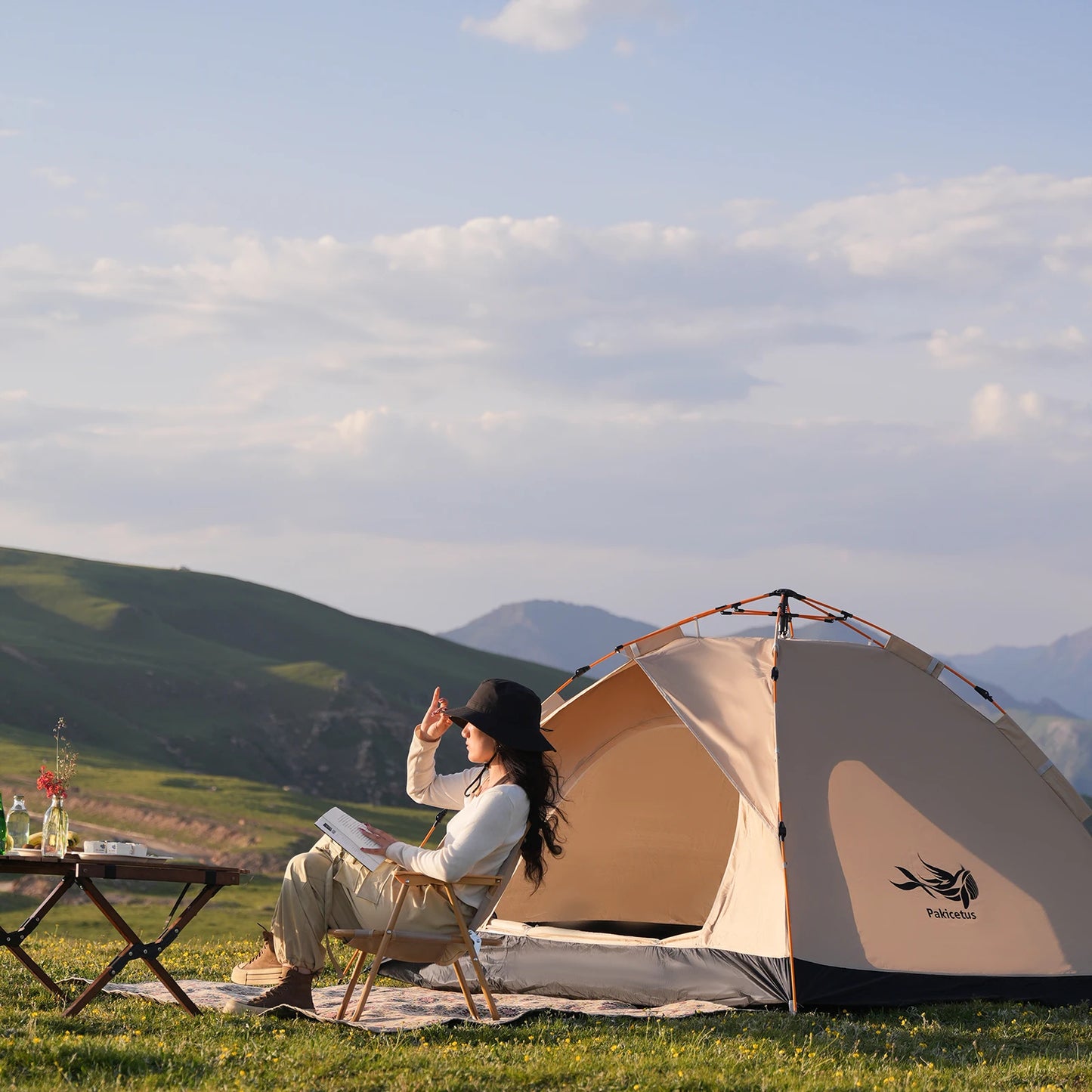 Pakicetus Windproof Camping Tent For Family Travel