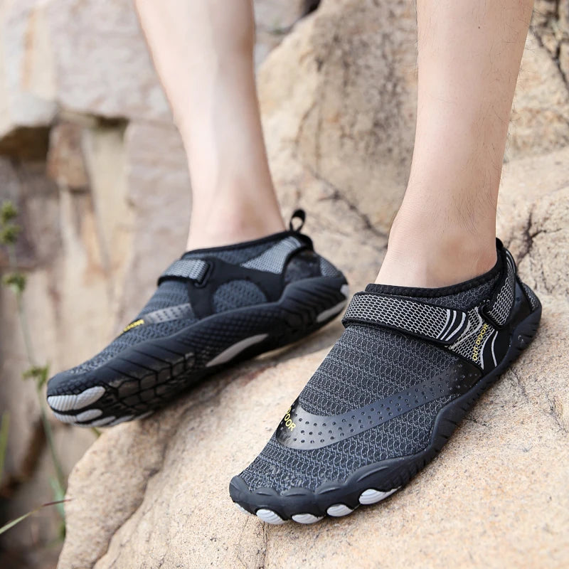Men Water Shoes Quick Dry Non-Slip Five Finger Aqua Sneakers